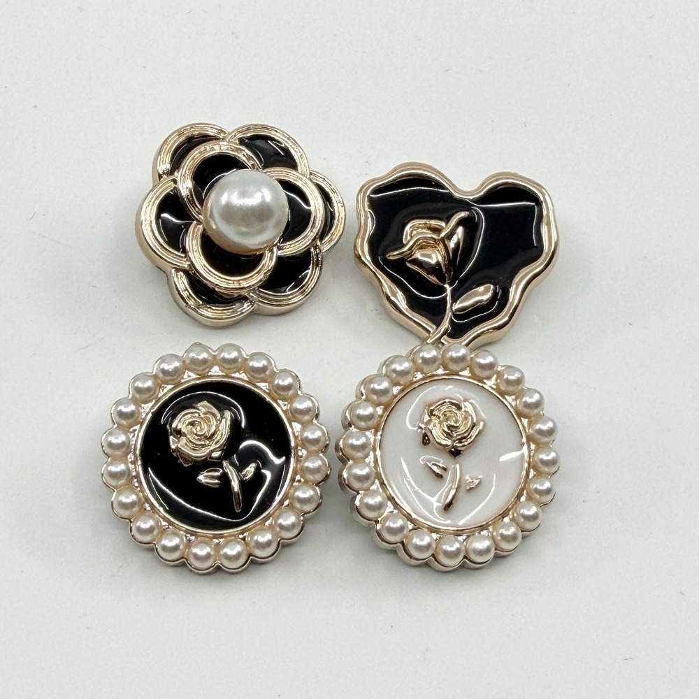 4 Pc Rose Pearl Brooch Set Black White Elegant Floral Pin Vintage Style Gift